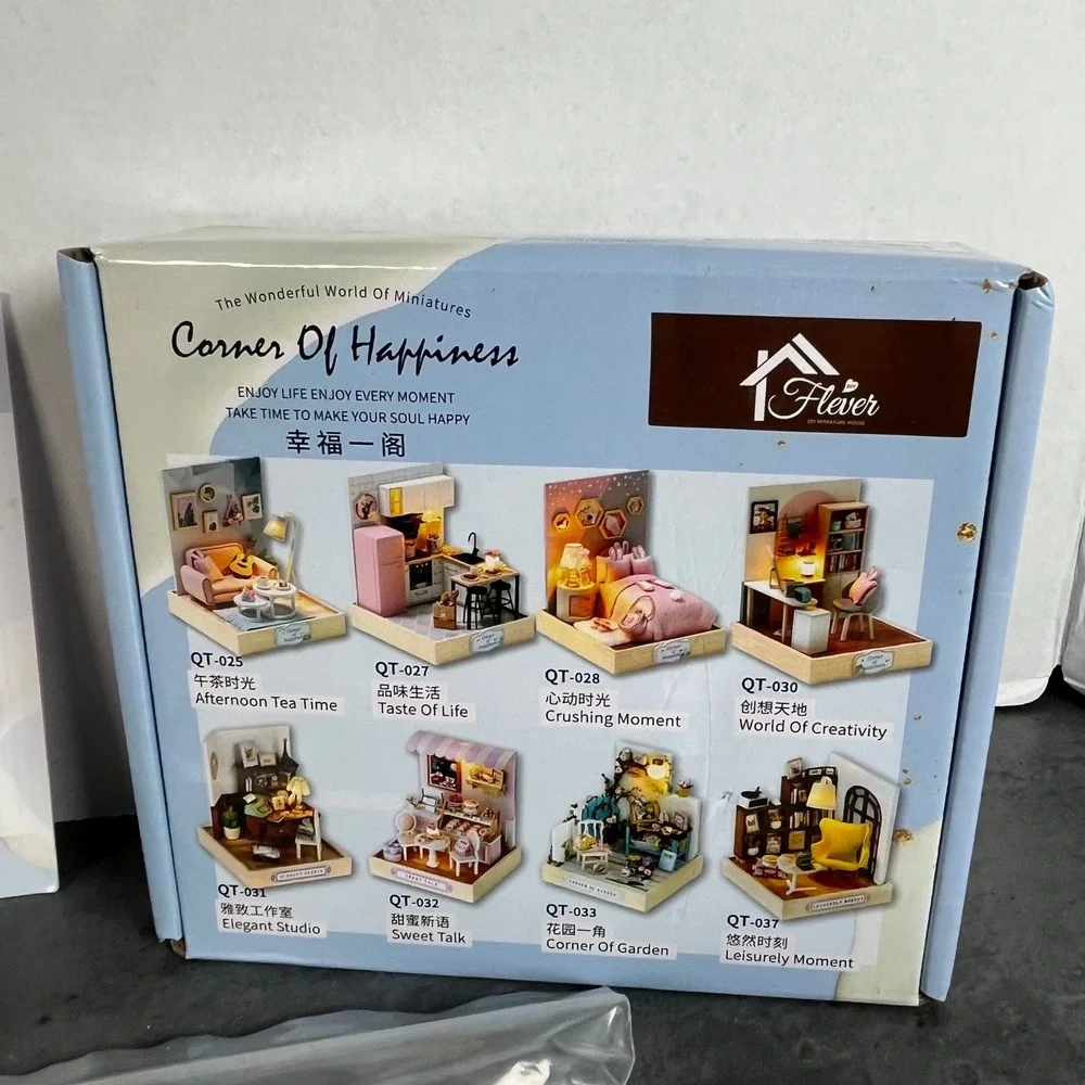 Corner‎ Of Happiness QT032 Sweet Talk DIY Miniature Dollhouse Kit New Open Box